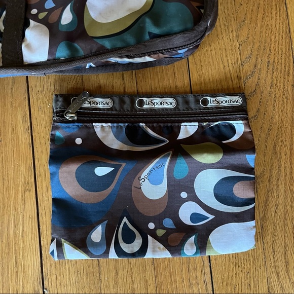 LeSportsac Bag & Makeup Pouch - Picture 3 of 9